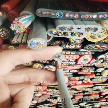 J9����|����վ����